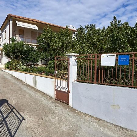 Triple Room Trogir 13102B Luaran gambar